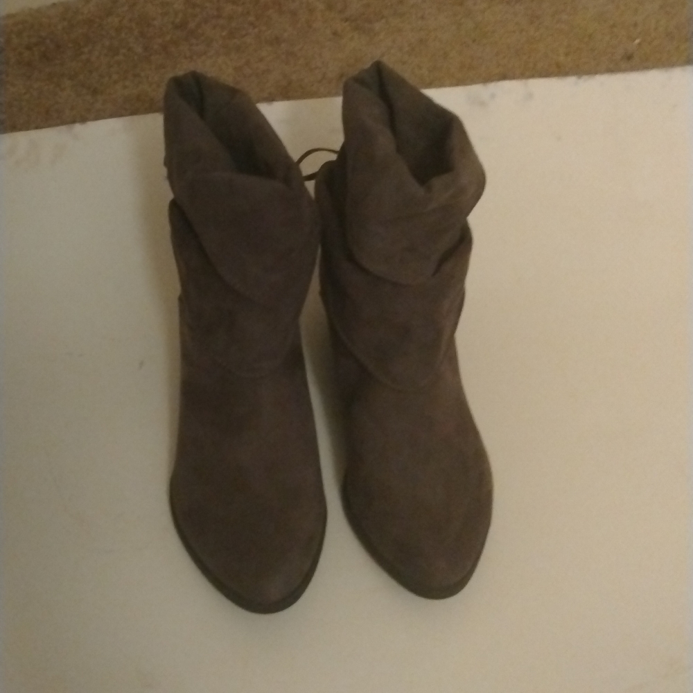Indigo rd. Short boots